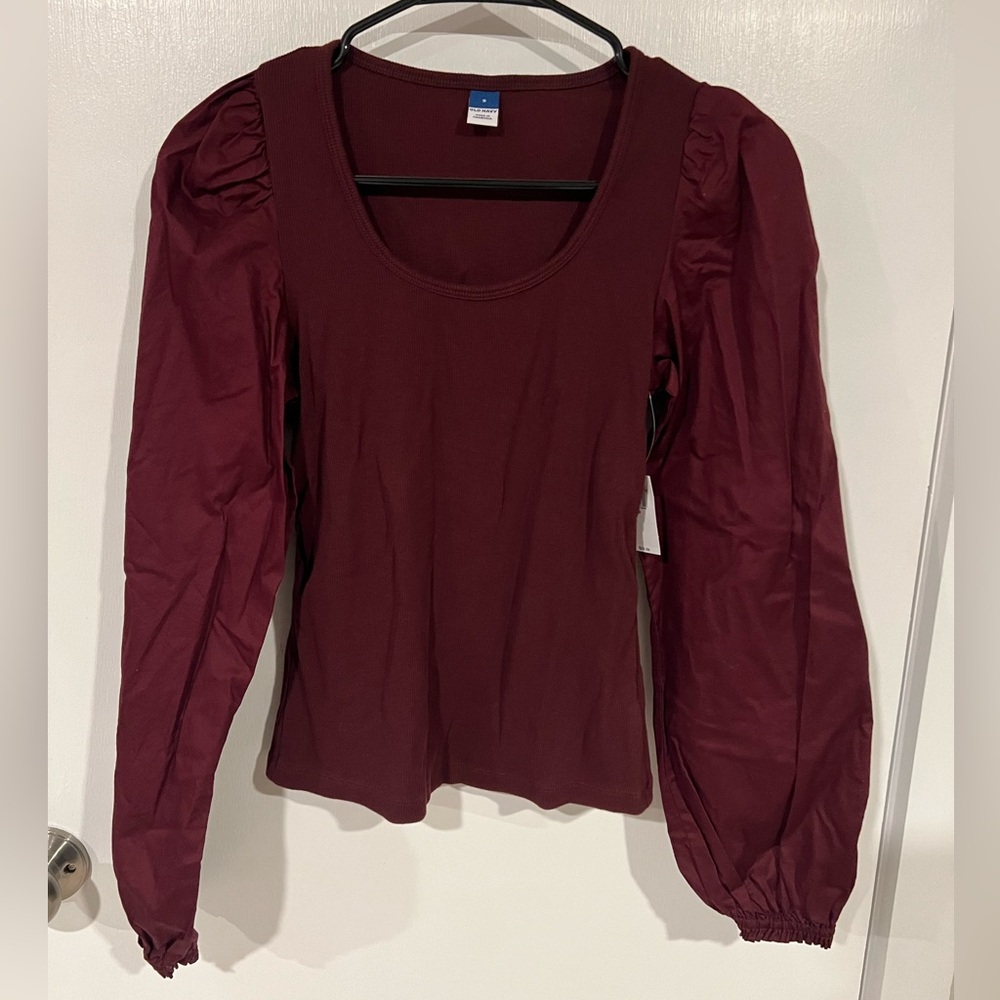 Long sleeve fitted shirt